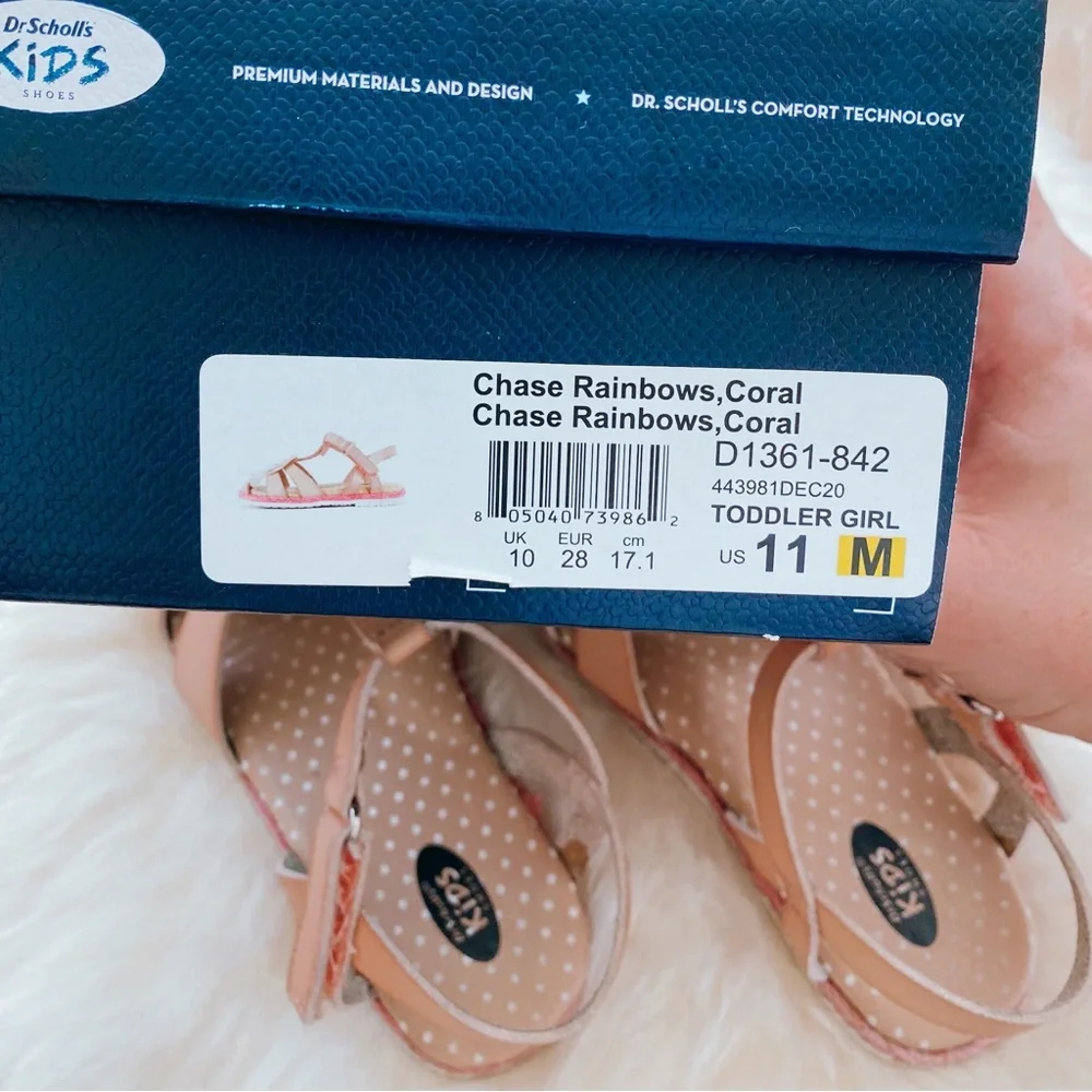 DrScholls toddler sandals - close toes